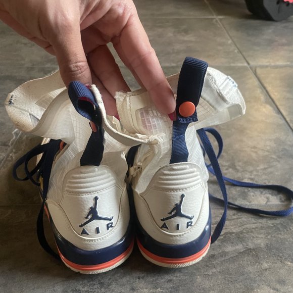 Women's Air Jordan 3 RTR EXP Lite 'Sail Blue Void' Sneaker - Picture 6 of 8